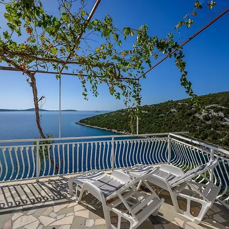 Sara By The Sea In - Ljubljeva Villa Vinišće