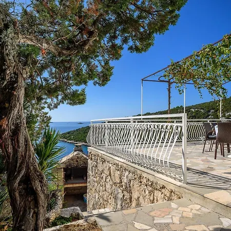 Sara By The Sea In - Ljubljeva Villa Vinišće