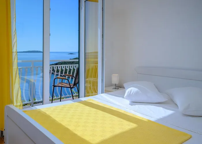 Sara By The Sea In - Ljubljeva Vinišće