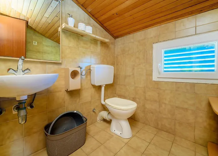 Villa Sara By The Sea In - Ljubljeva