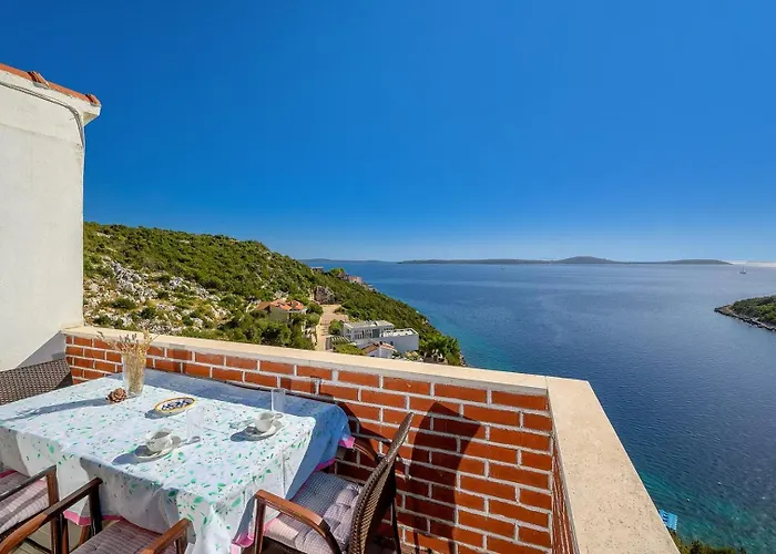 Sara By The Sea In - Ljubljeva Villa Vinišće