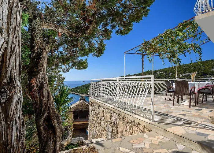 Sara By The Sea In - Ljubljeva Villa Vinišće